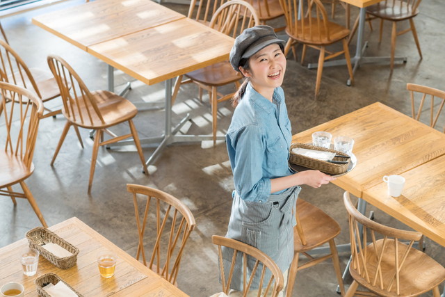 飲食店でのオーダー向上を担うメニュースタンド